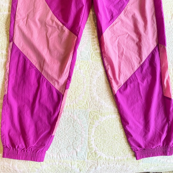 JORDAN Woven Flight Label Nylon Track Utility Jogger Pants - Picture 5 of 10